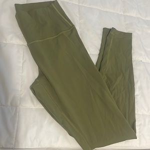 Lululemon leggings